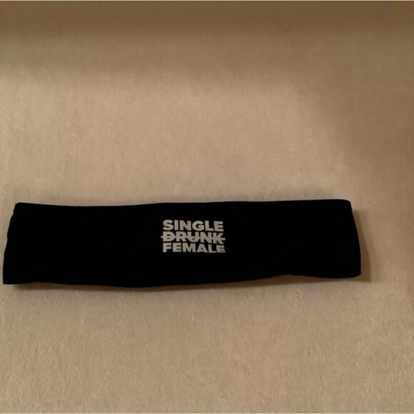 SINGLE DRUNK FEMALE HEADBAND BLACK NEW - Picture 2 of 3